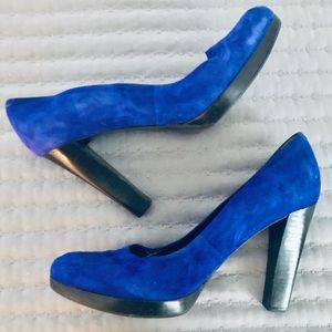 Express BLUE Suede Shoes 💙